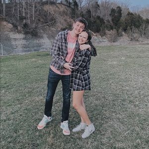 Meet your Posher, Ella